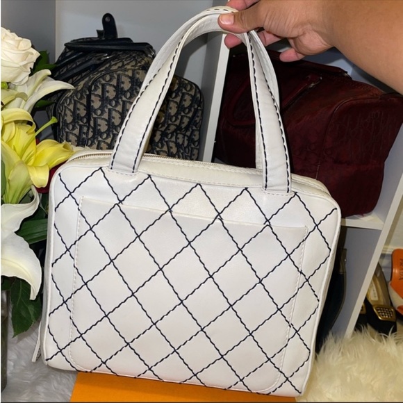 Authentic Chanel Quilted Bag - Picture 3 of 11